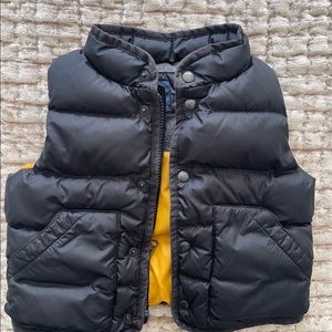 BabyGap puffer vest size 2